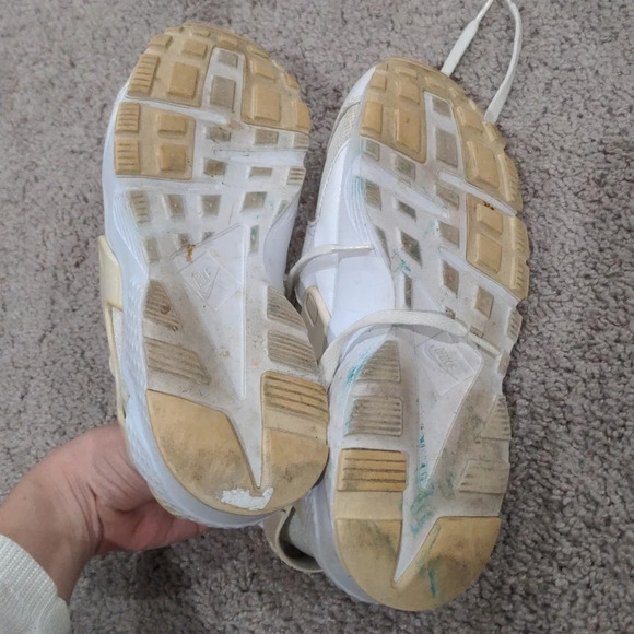 Nike Air Huarache Run White Running 7Y - Picture 4 of 7